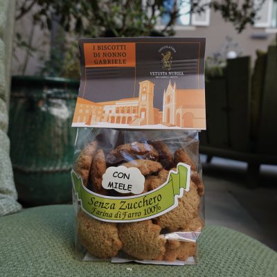 Frollino senza zucchero con farina di farro