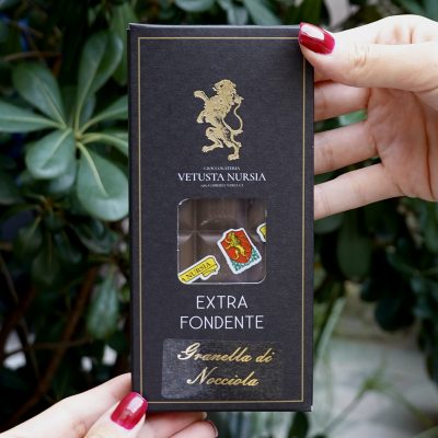 Tavoletta cioccolato Extra Fondente con Nocciole